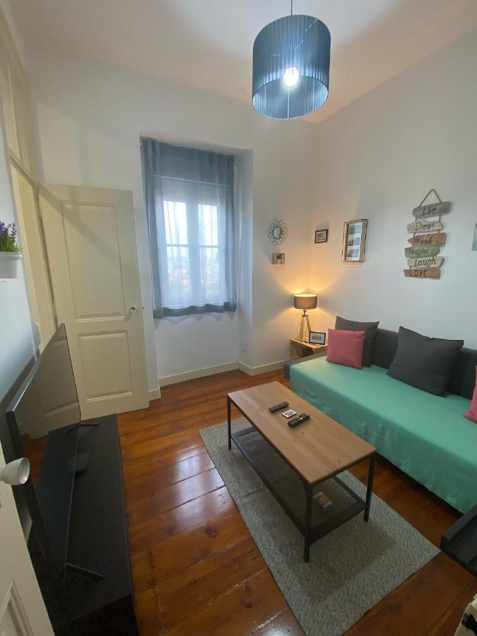 Pedro Surf Shelter Apartment Lisbon Exterior photo